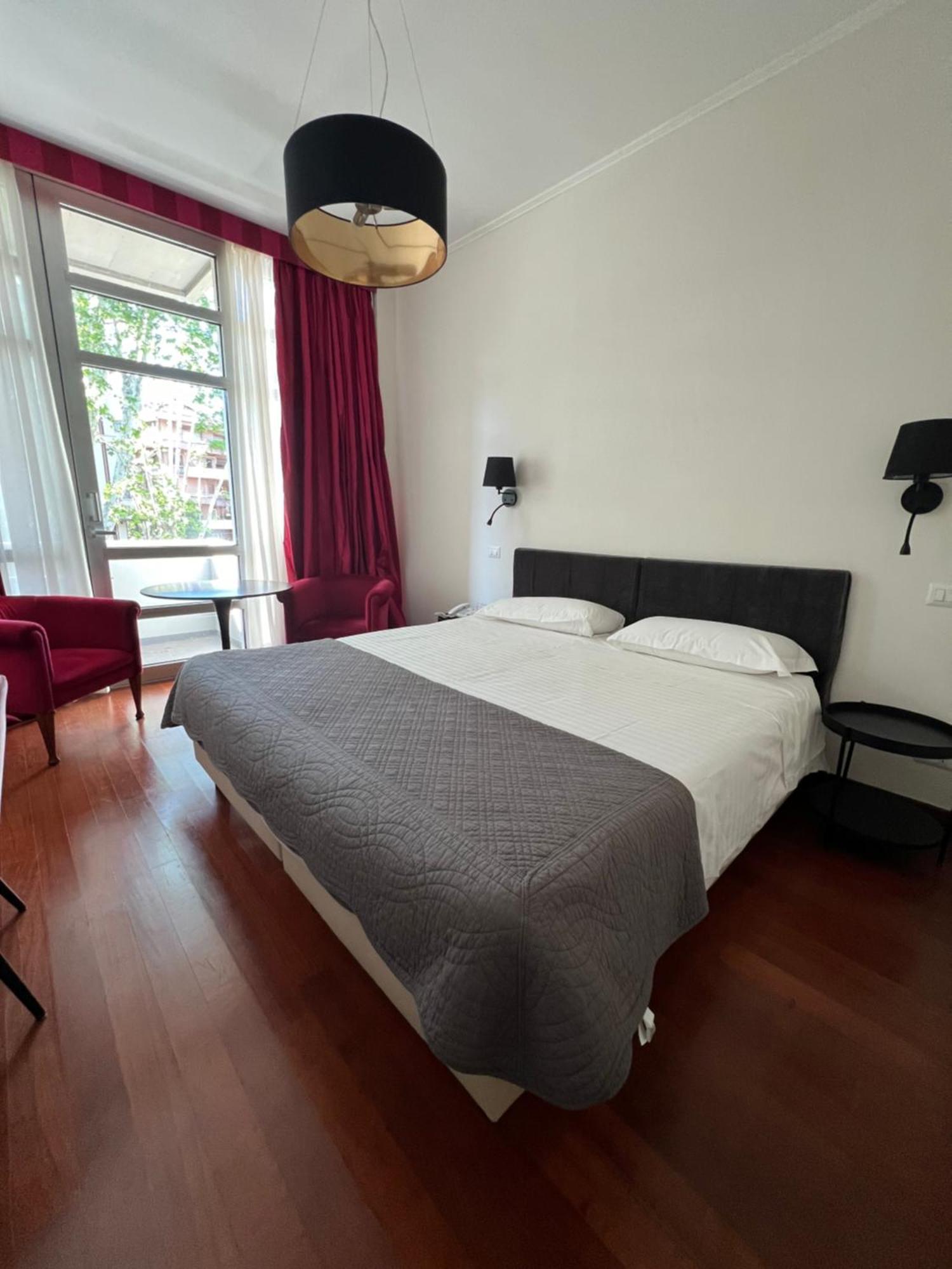 Hotel Fenix Roma Ngoại thất bức ảnh